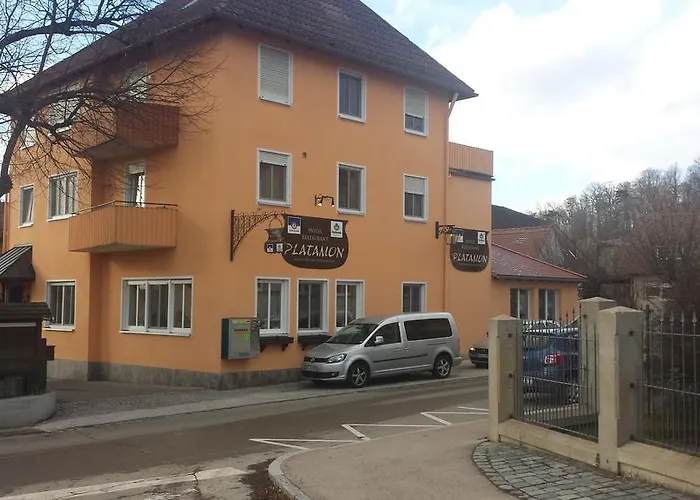 Ξενοδοχείο Restaurant Platamon Feuchtwangen